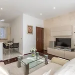 Villa Meri Very Central And Beautiful Apartment Split