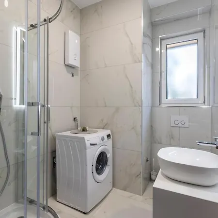 Villa Meri Very Central And Beautiful Apartment