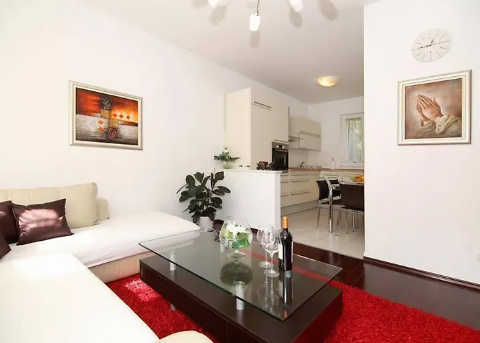 Villa Meri Very Central And Beautiful Apartment * Split