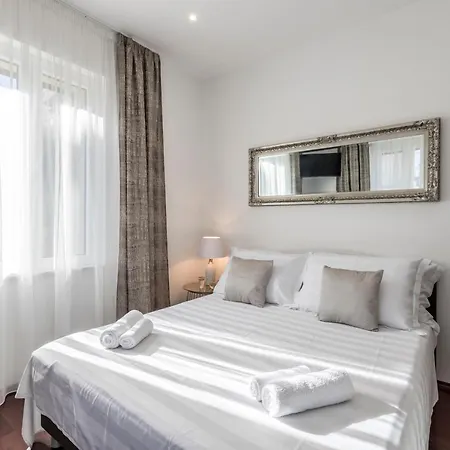 Meri Very And Beautiful Apartament *