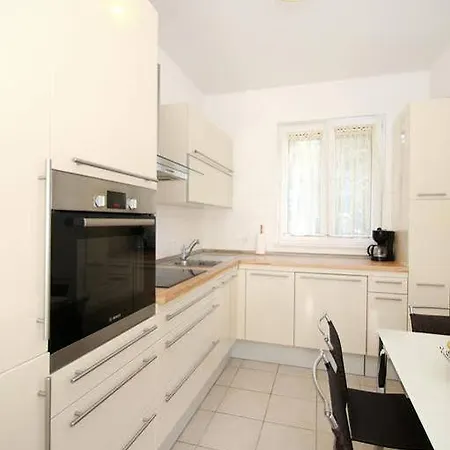 Meri Very And Beautiful Apartament *
